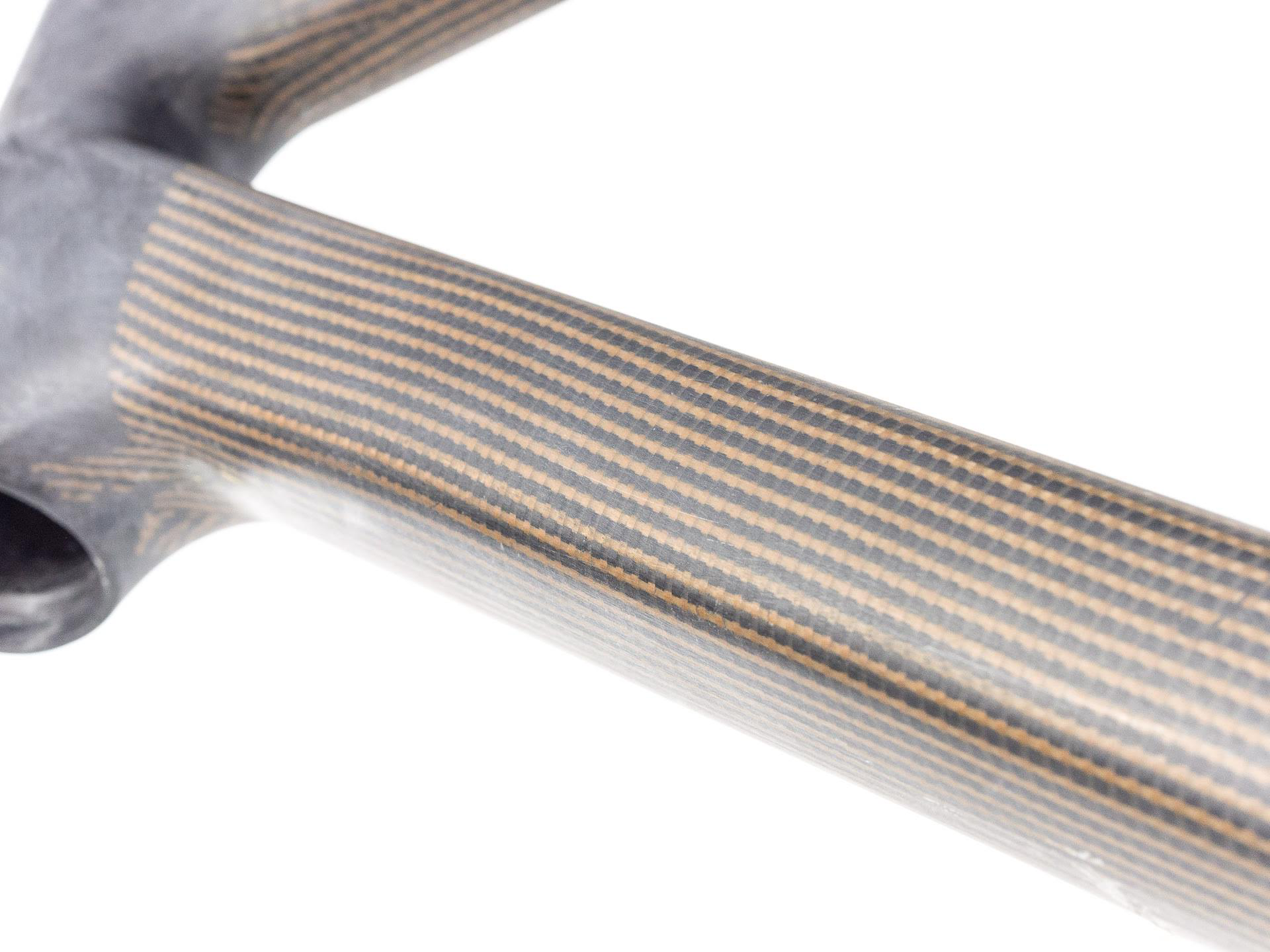 加拿大Panorama自行車使用Xantu.Layr增韌技術推出復合材料框架新產品